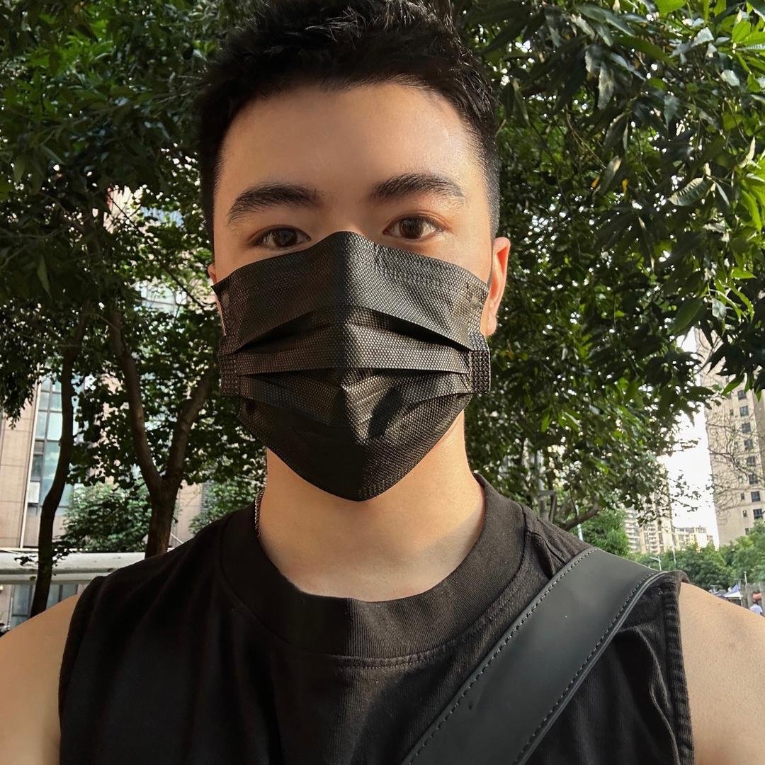 YIN潇