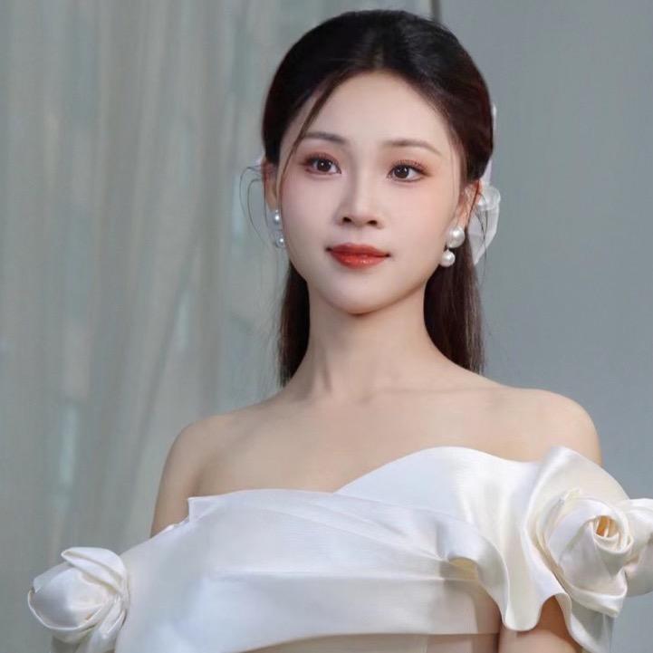 嫚嫚-DOPI不脱妆粉底液