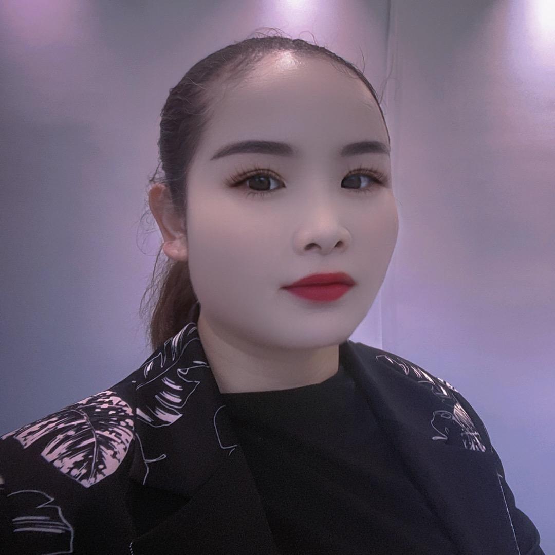 英子