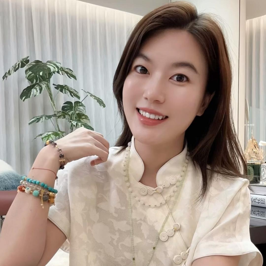 H姐曼辰-高奢女装