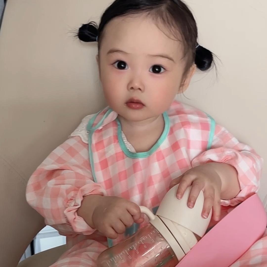 冯艺萌