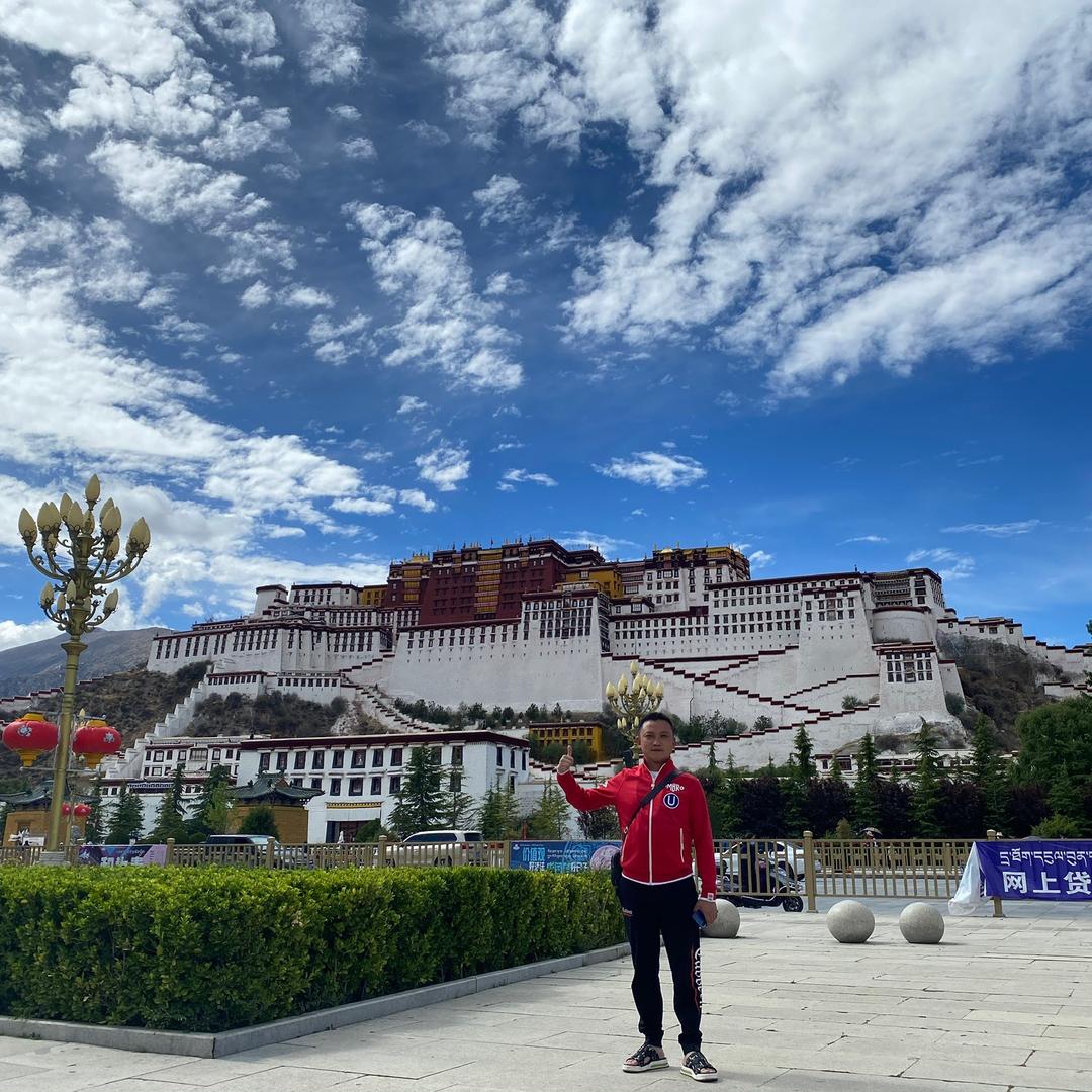 广元巨珂汽贸