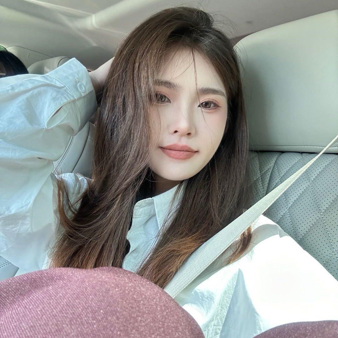 花漾婚纱造型师-菡菡