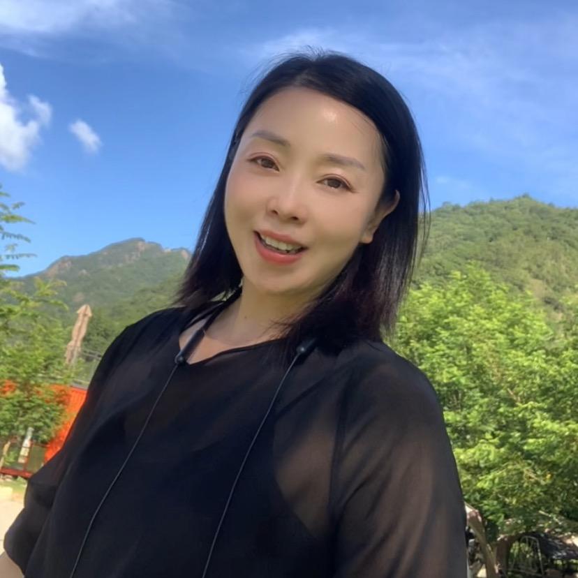 霞姐一枚🎤❤️首播晚上8:11