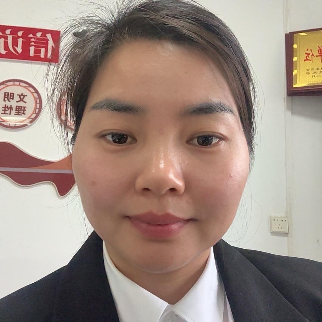 赤壁青砖茶村干部（贺贺）