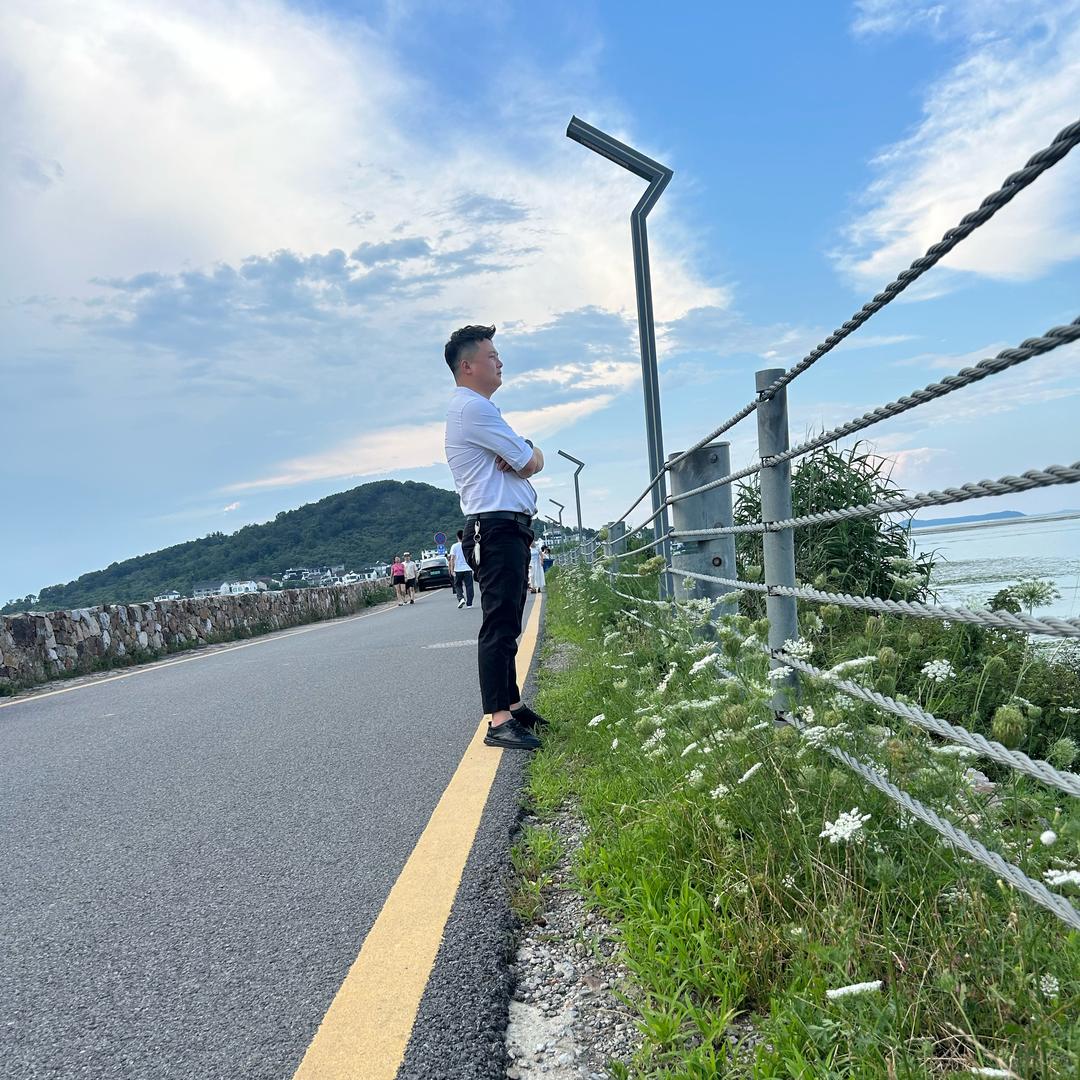 程    寨主（开滴滴在苏州胡吊跑）