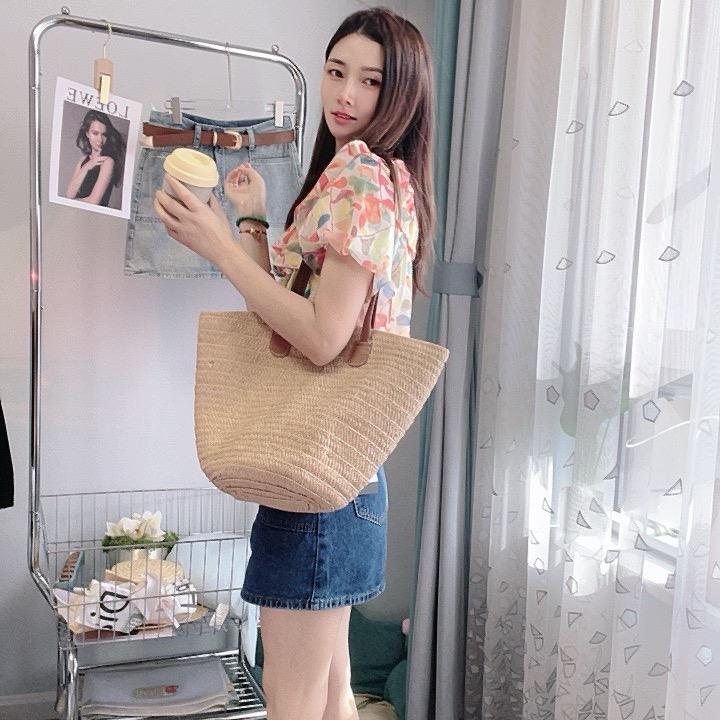 橙子baby呢（气质穿搭）