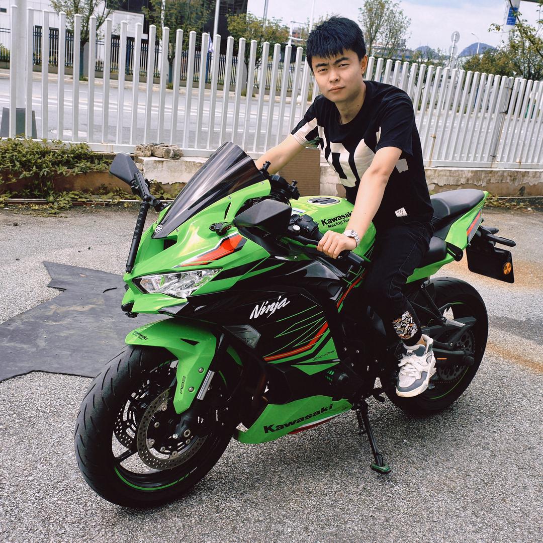 小小小小小曹（＞ｙ＜）