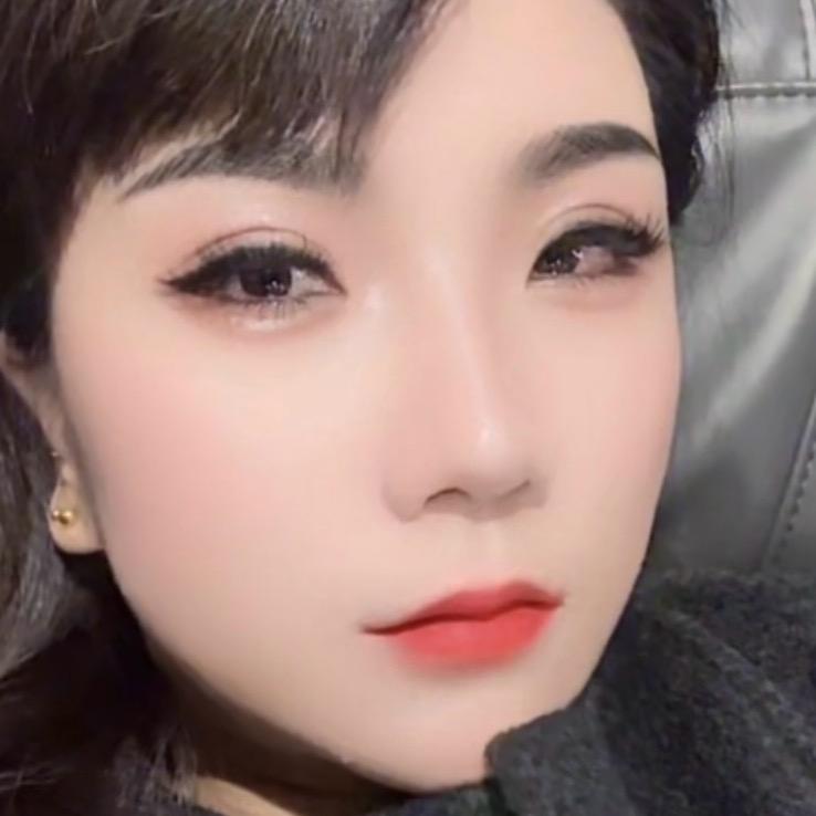 MIS ZHANG