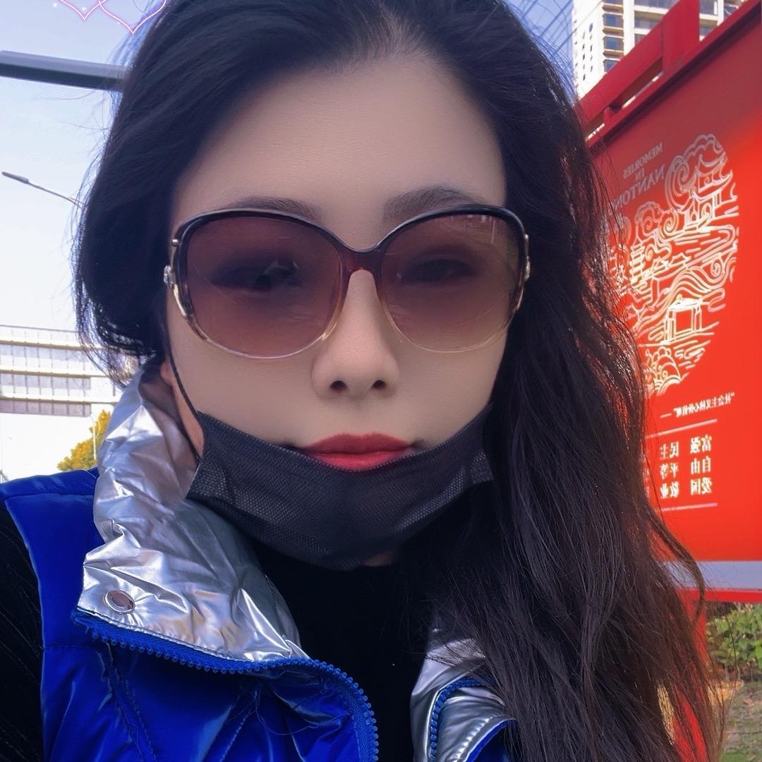 🍁👉🏻💋阿燕