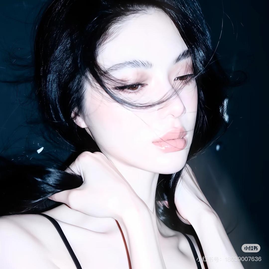 瑰时寒.