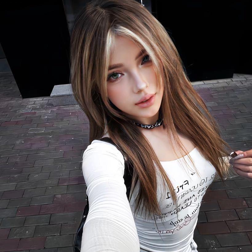 美娜_