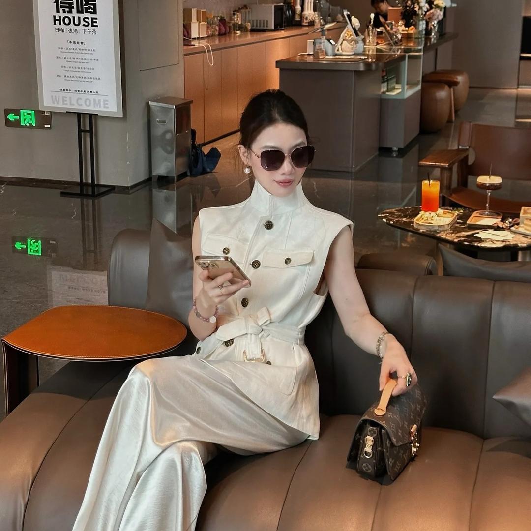 黄加蓝私服【每日更新】