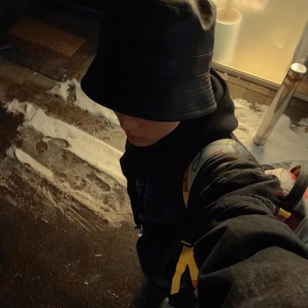 天天开心哈哈哈Su_