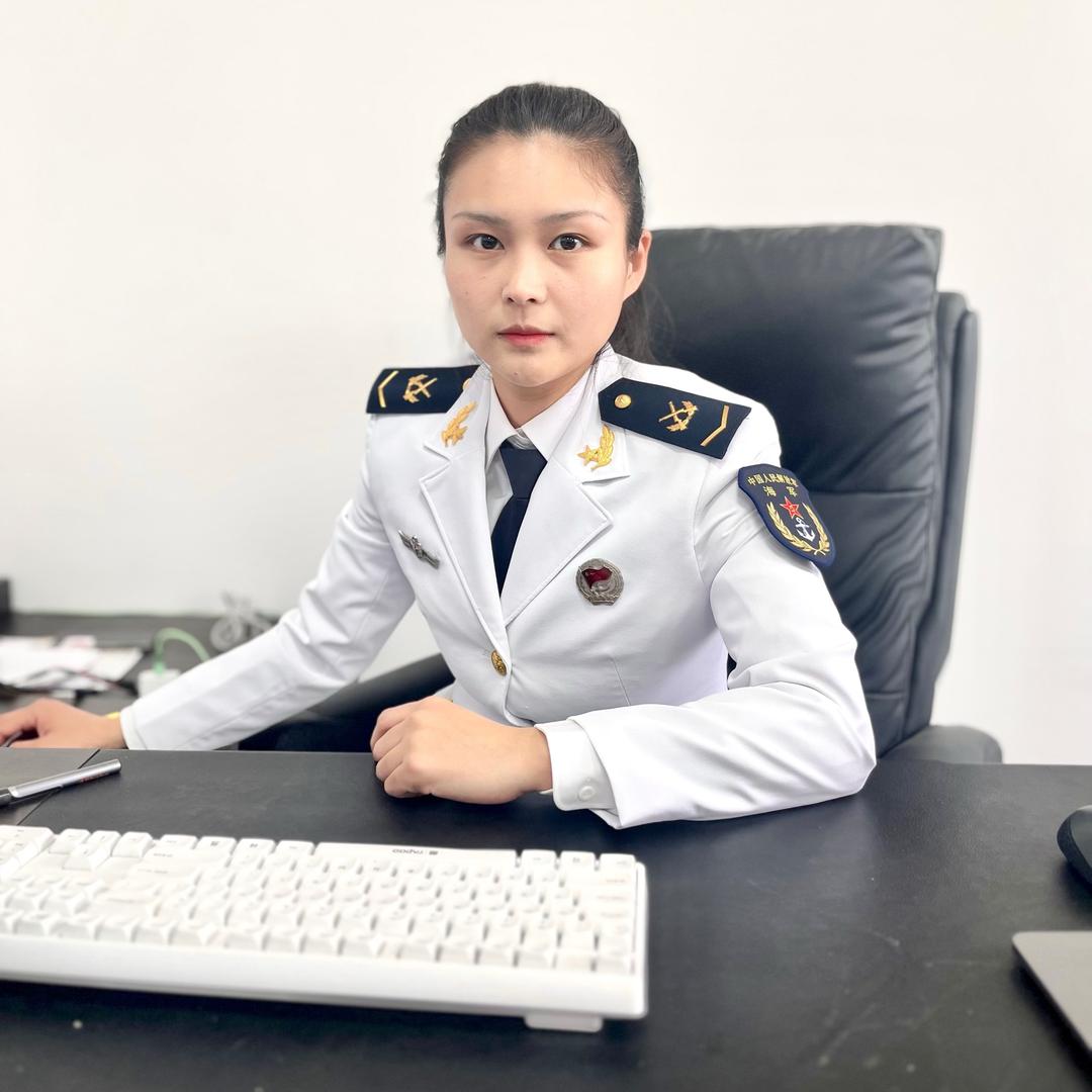 李苒（已退役）10月1号上午9点30首播