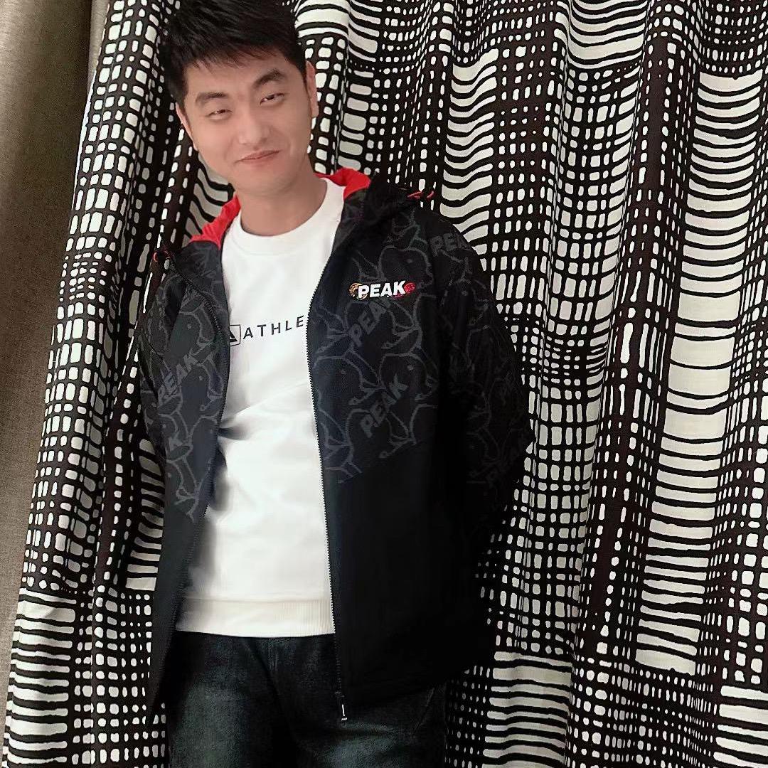 从此封心锁爱，不谈爱情