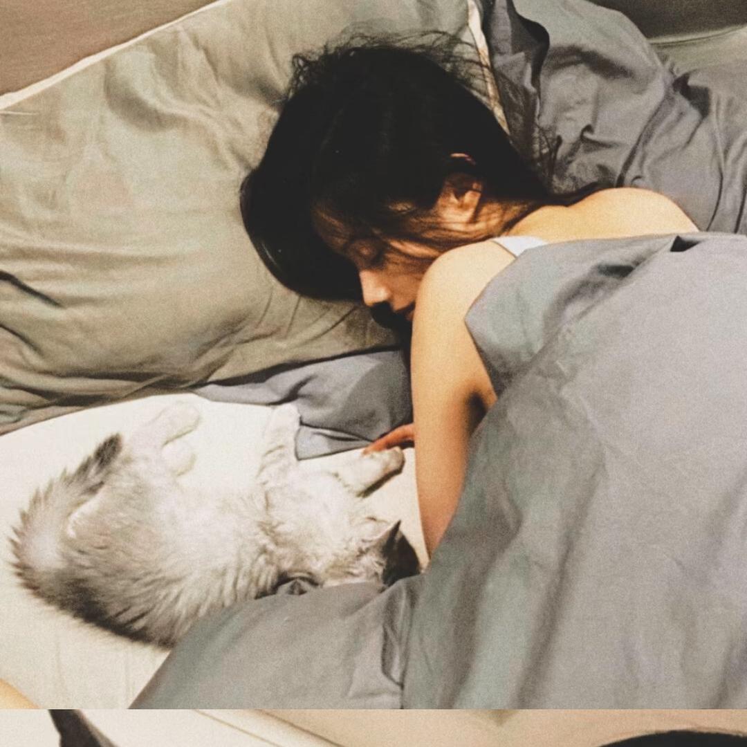 王妞、
