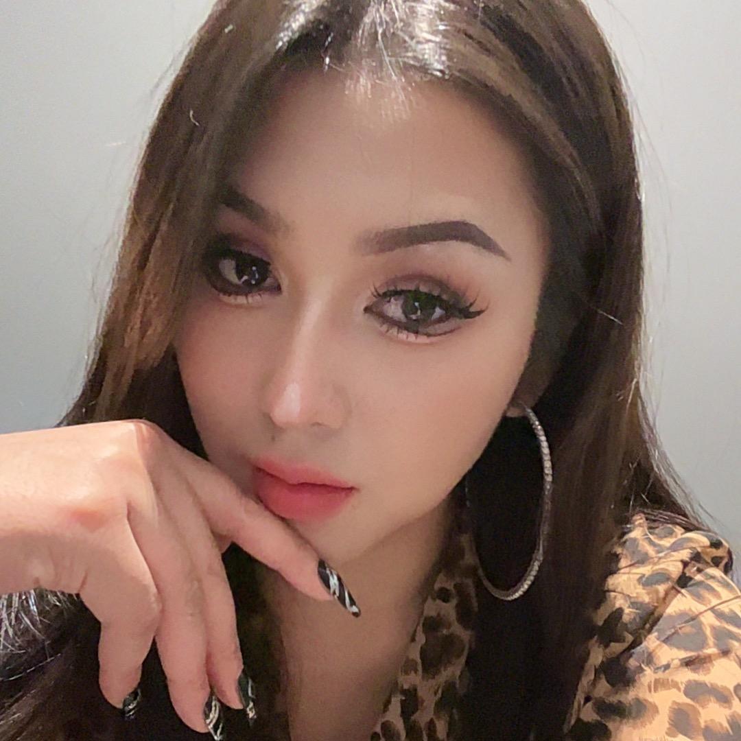凯丽 S身材