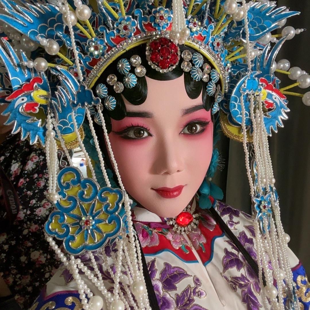戏曲张丽