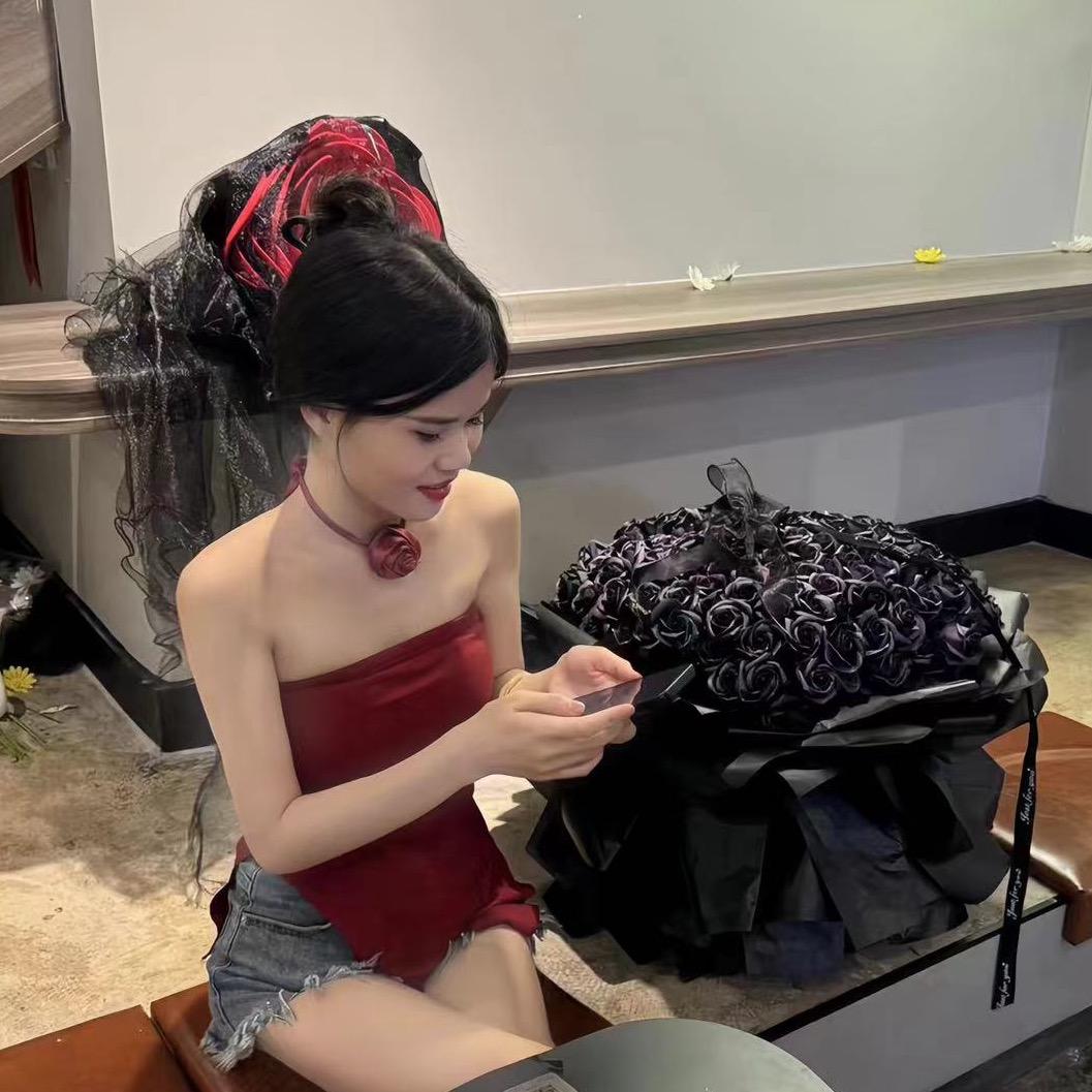 小李同学👩‍🎓
