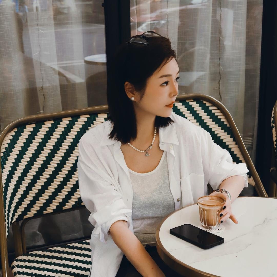 龙芷禾【化妆版】