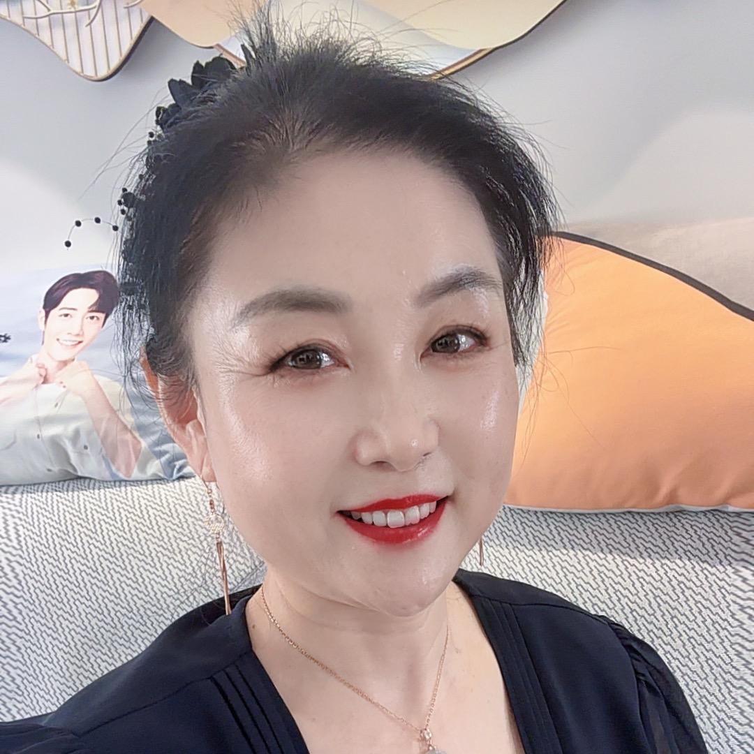 霸州步行街福太太女装专卖