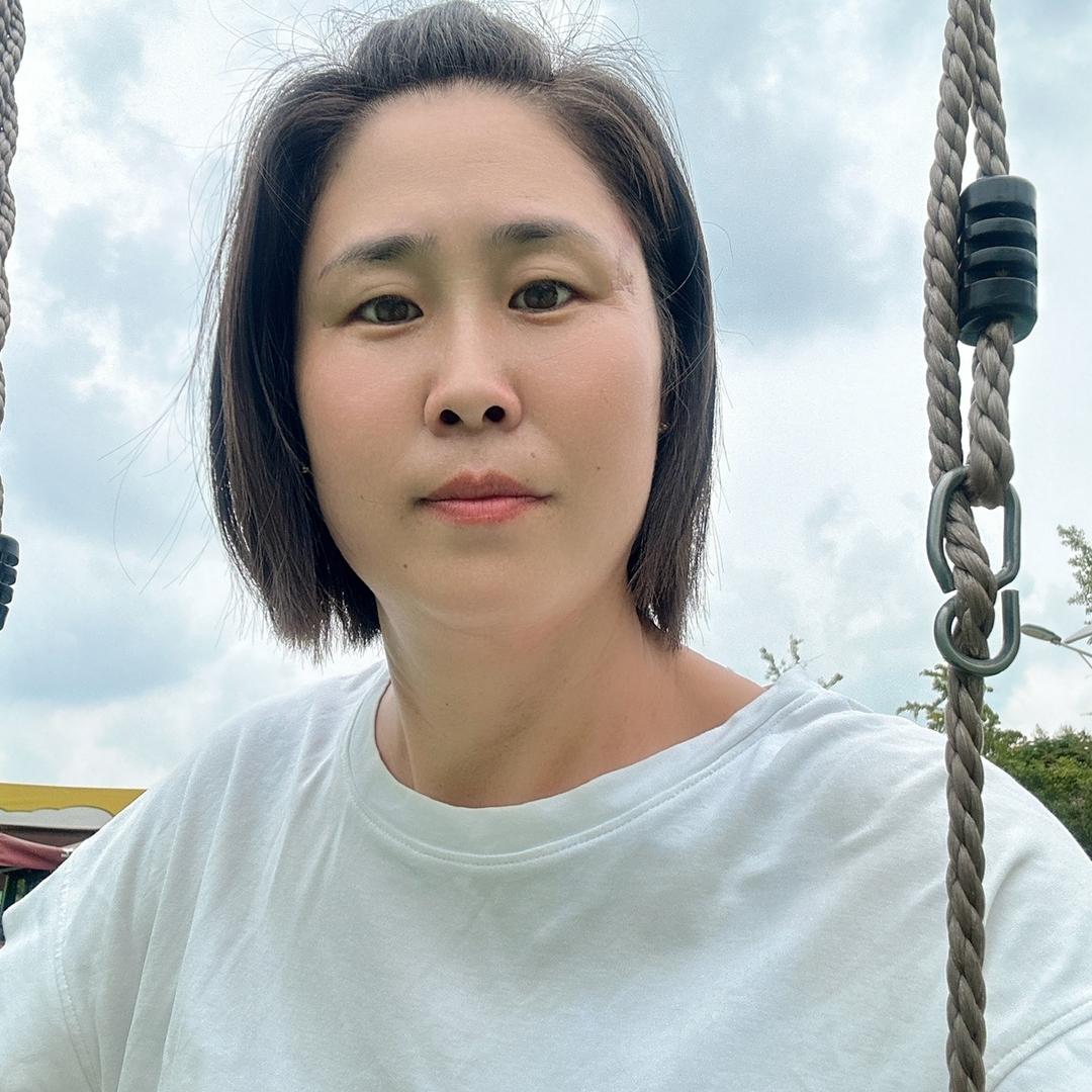 旭日莹莹-东赫精品车行