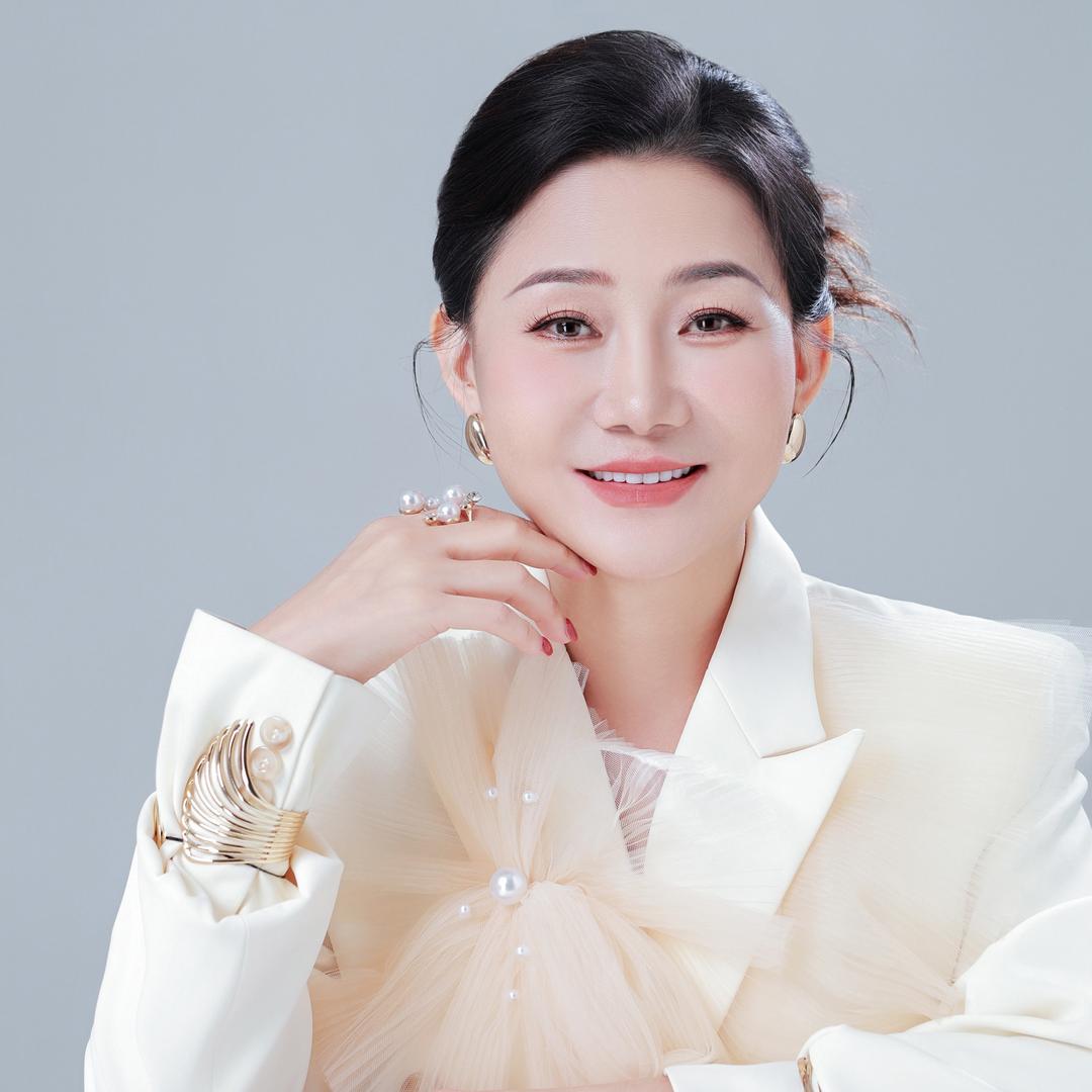 广州赛妃集团余老师