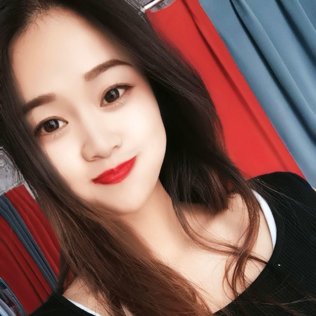 娜娜在库车