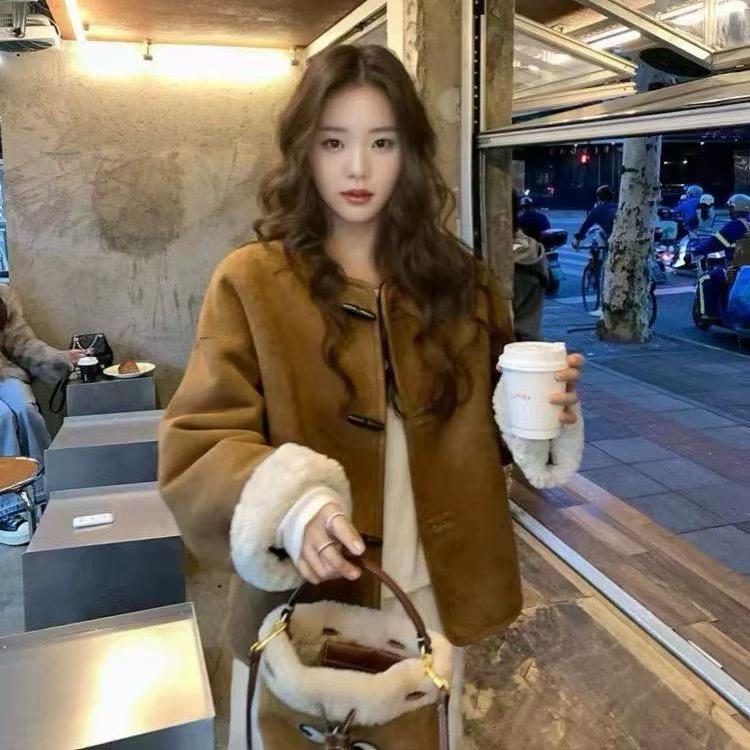 胖脂女孩大码卫衣服饰