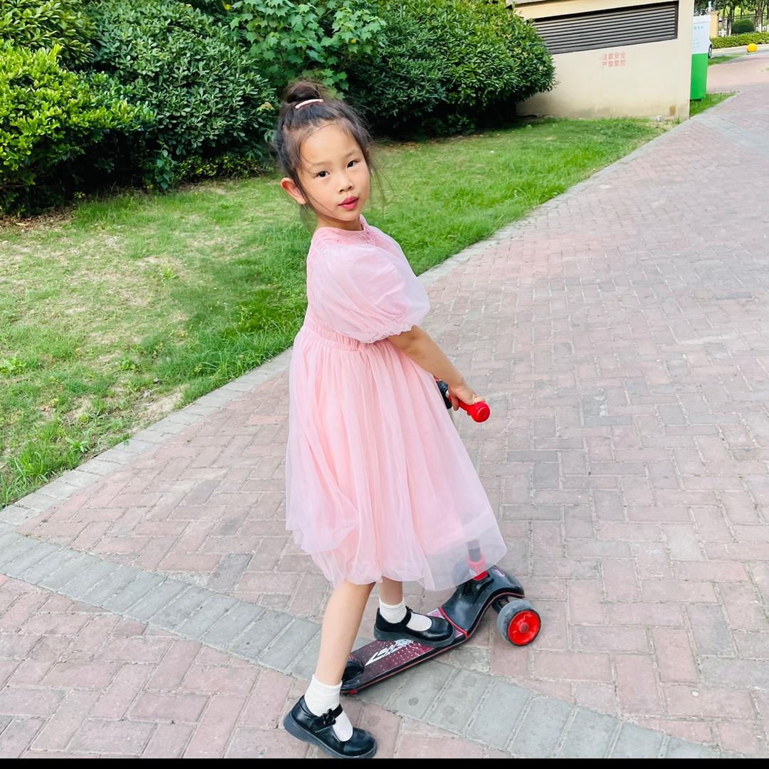 疯子眼里小丑最美