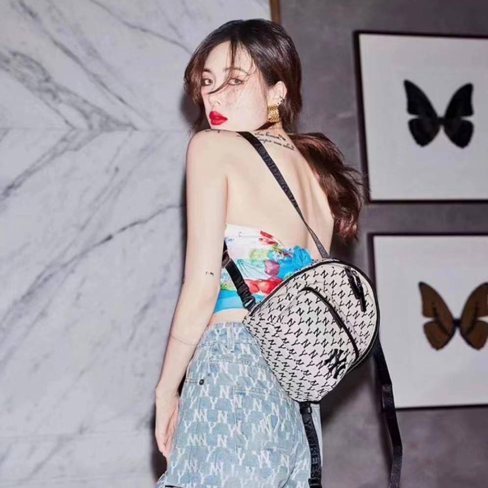 一口辣男女同款潮牌店