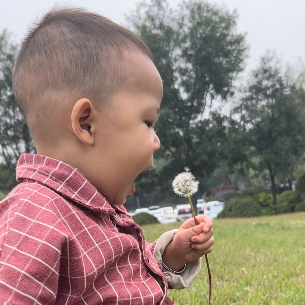 艺小间少儿美术