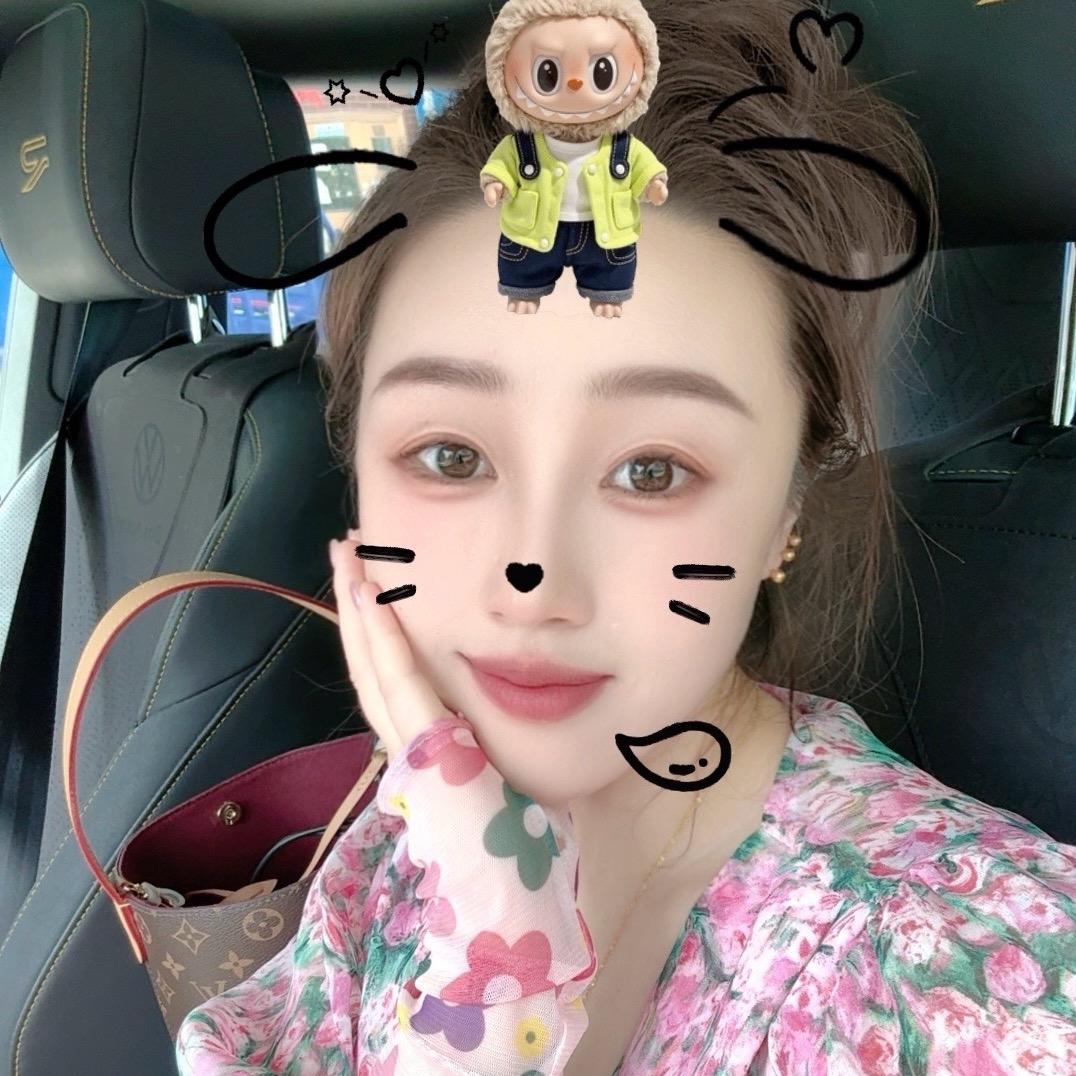 @我叫小嘚瑟哦🍂🍂