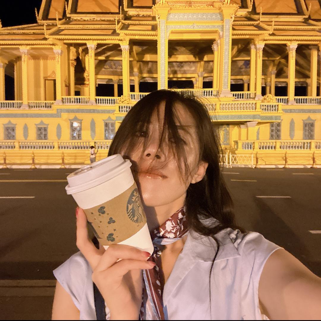 晓娜^_^化妆师