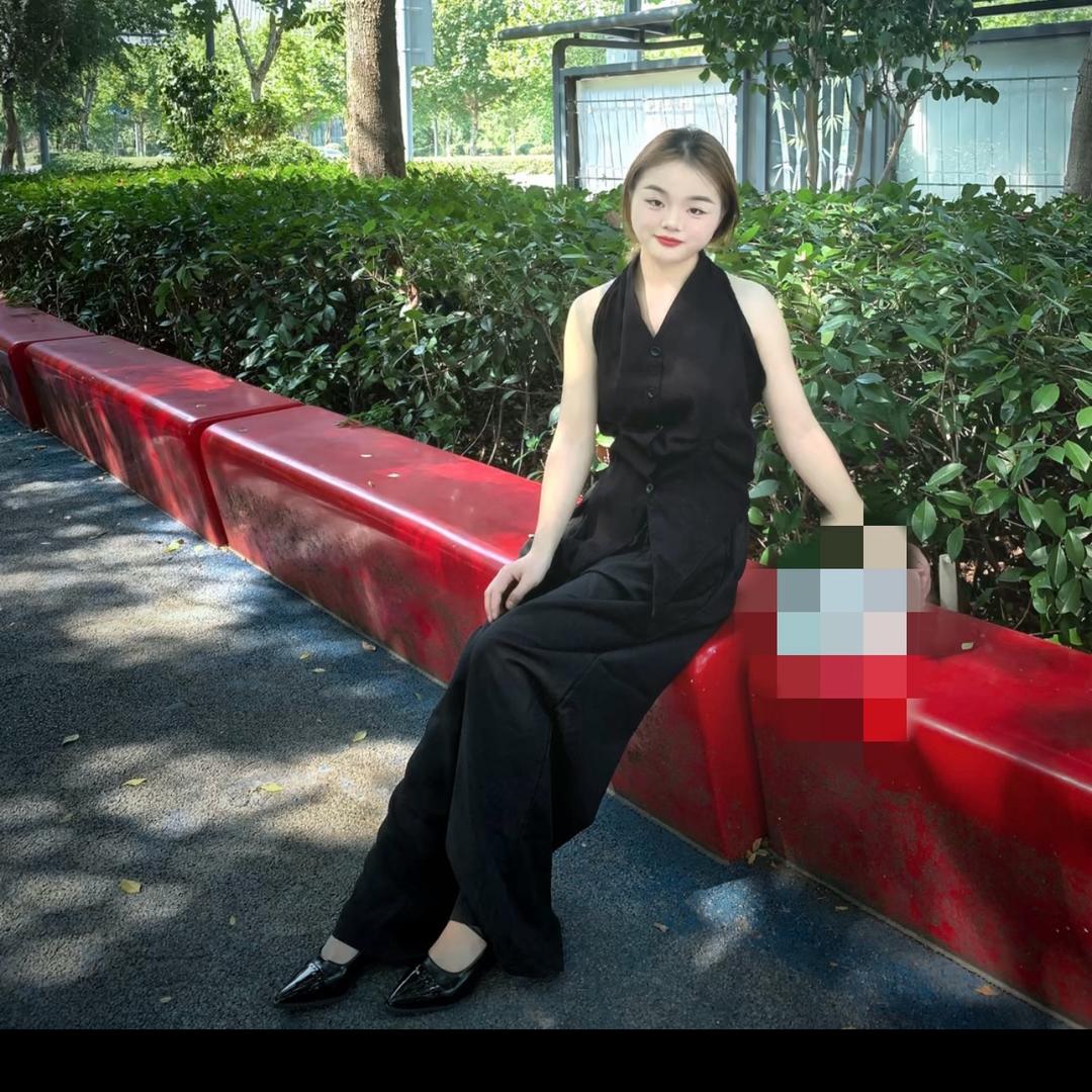 @大头小霞咩