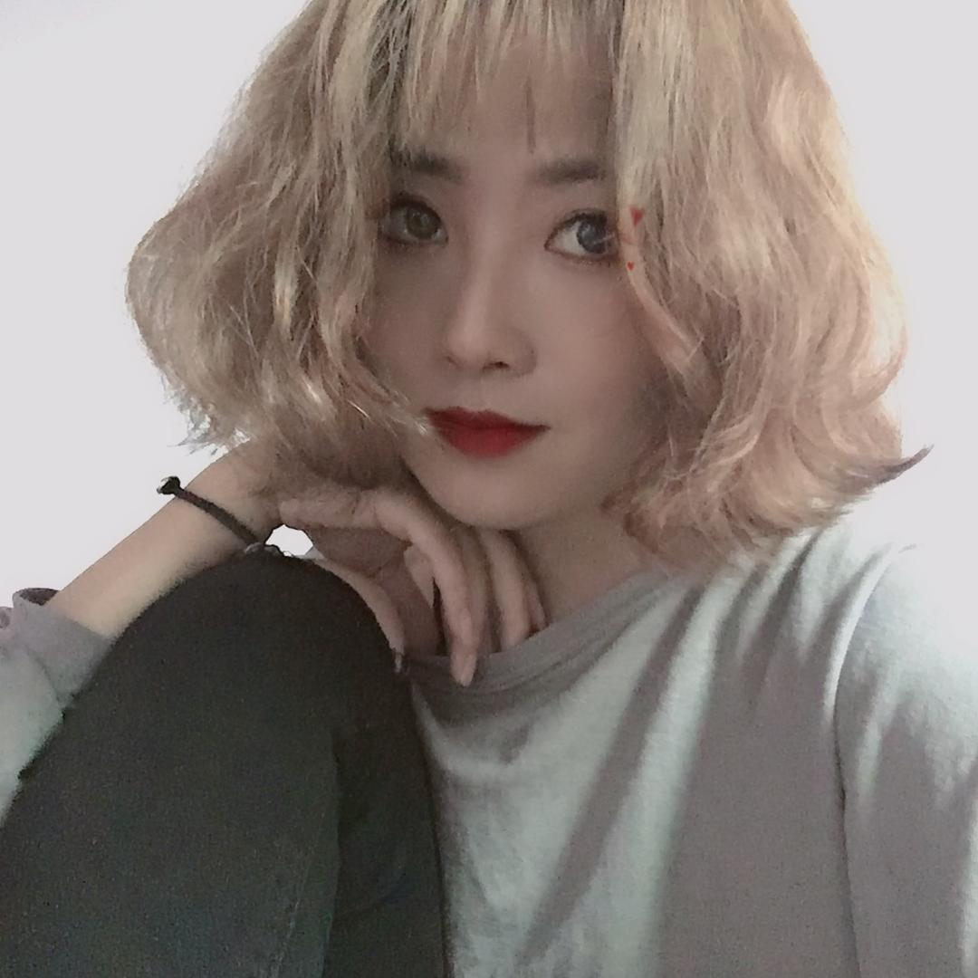 柒月时尚女装穿搭