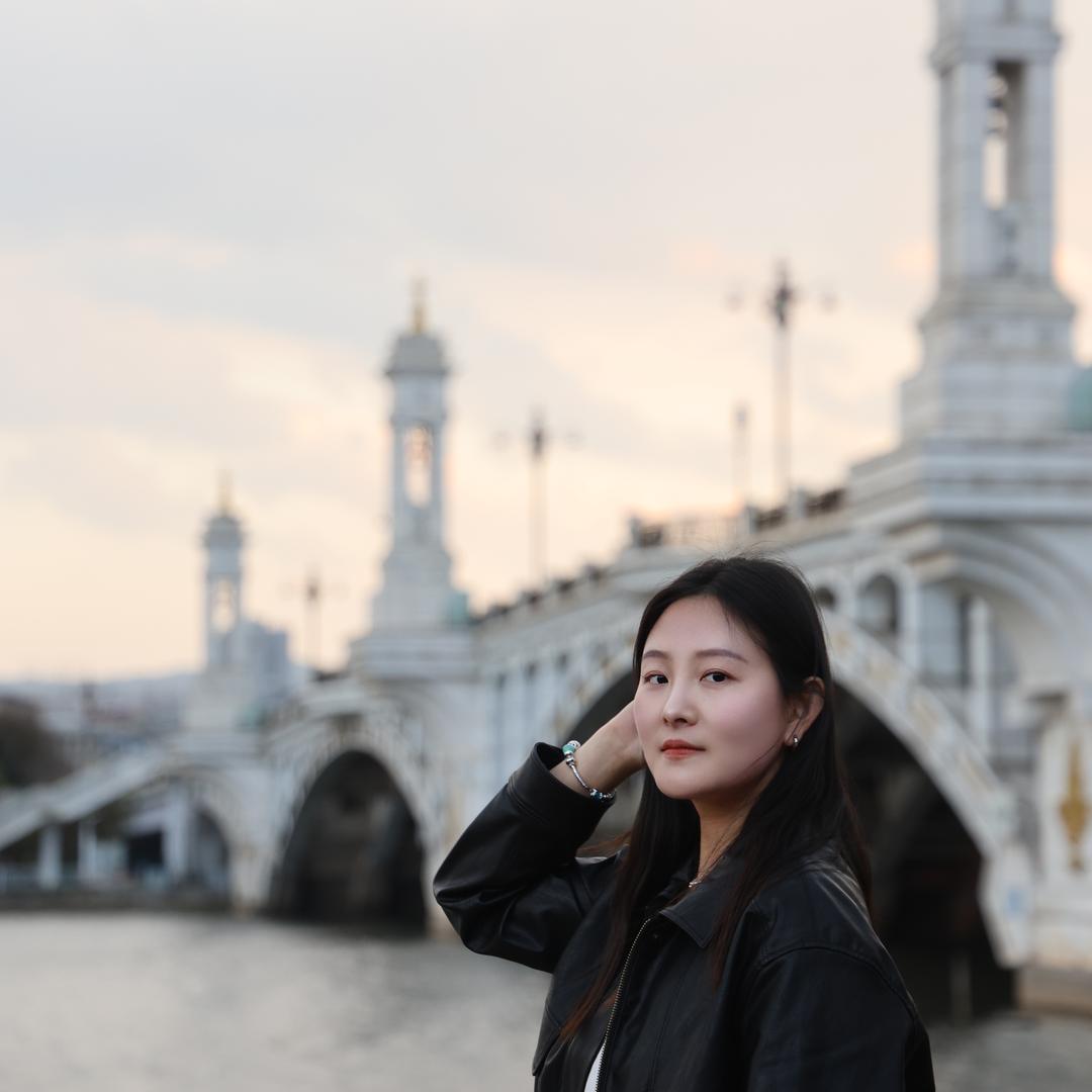 海拔妹儿探房