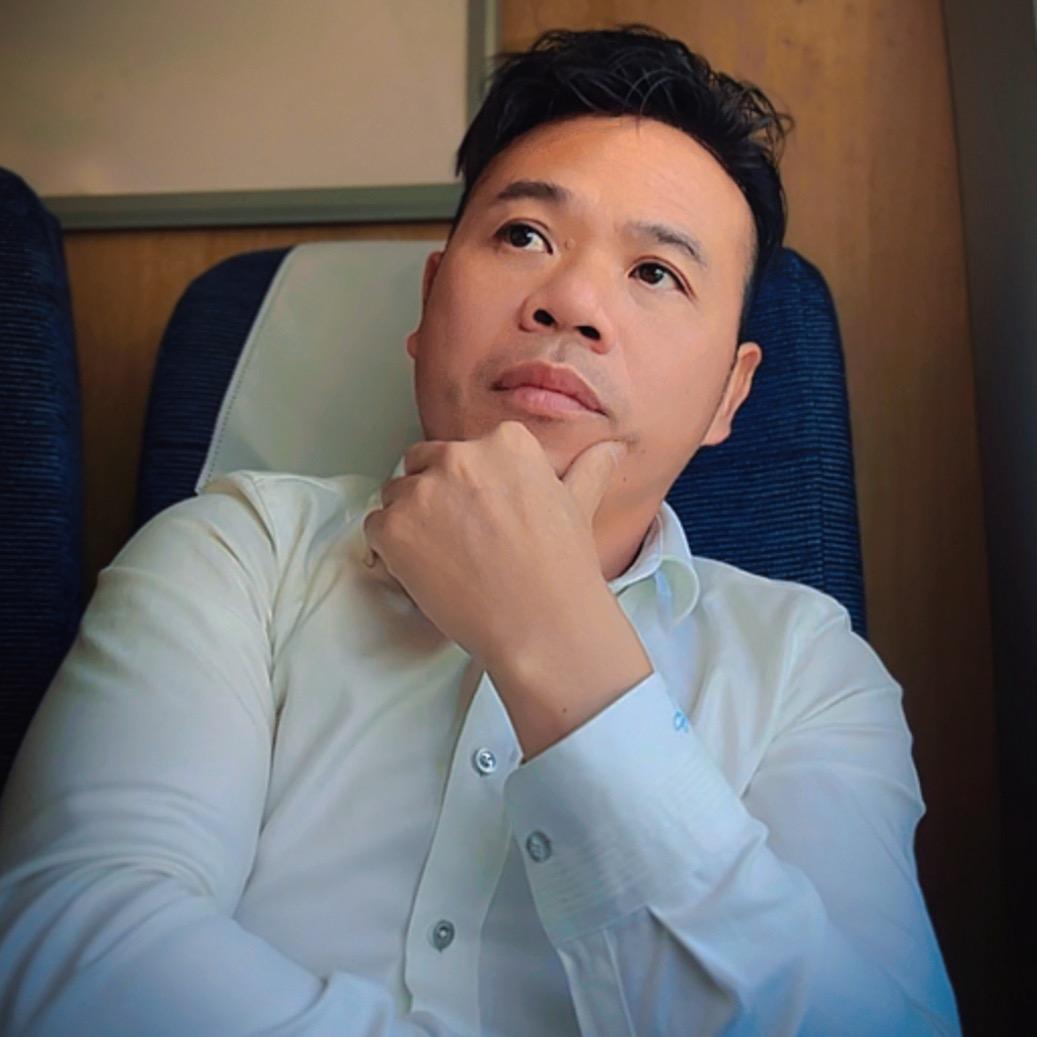 西村怪咖老邱
