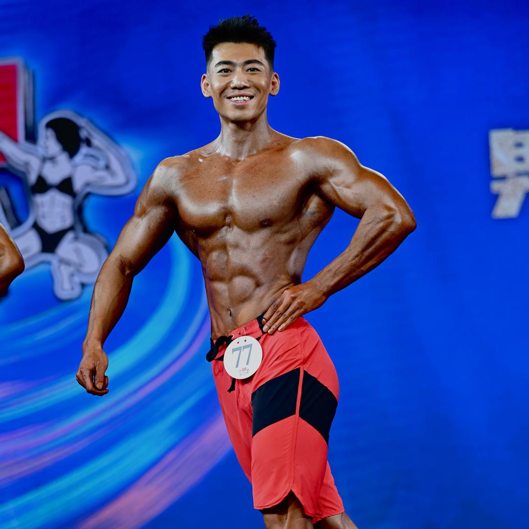 古典健体李凯