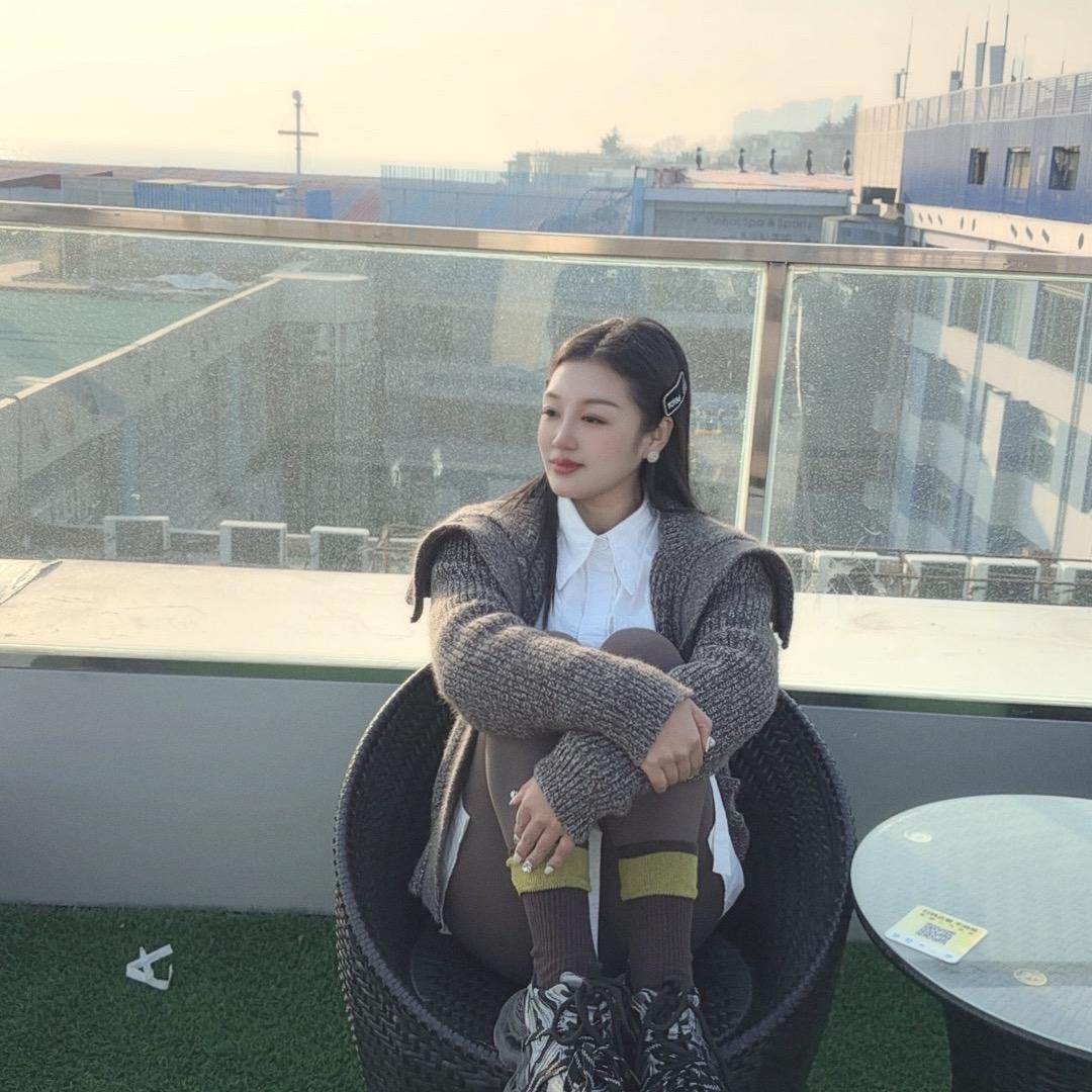 小女人（连赞拉黑）