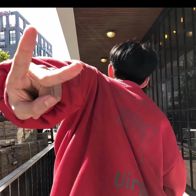 柏辞