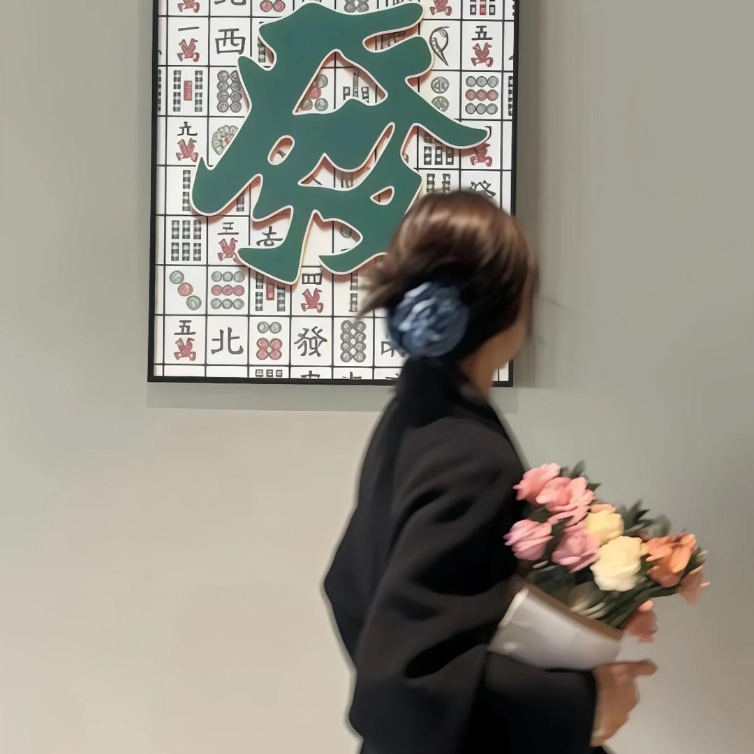 胖一点点…