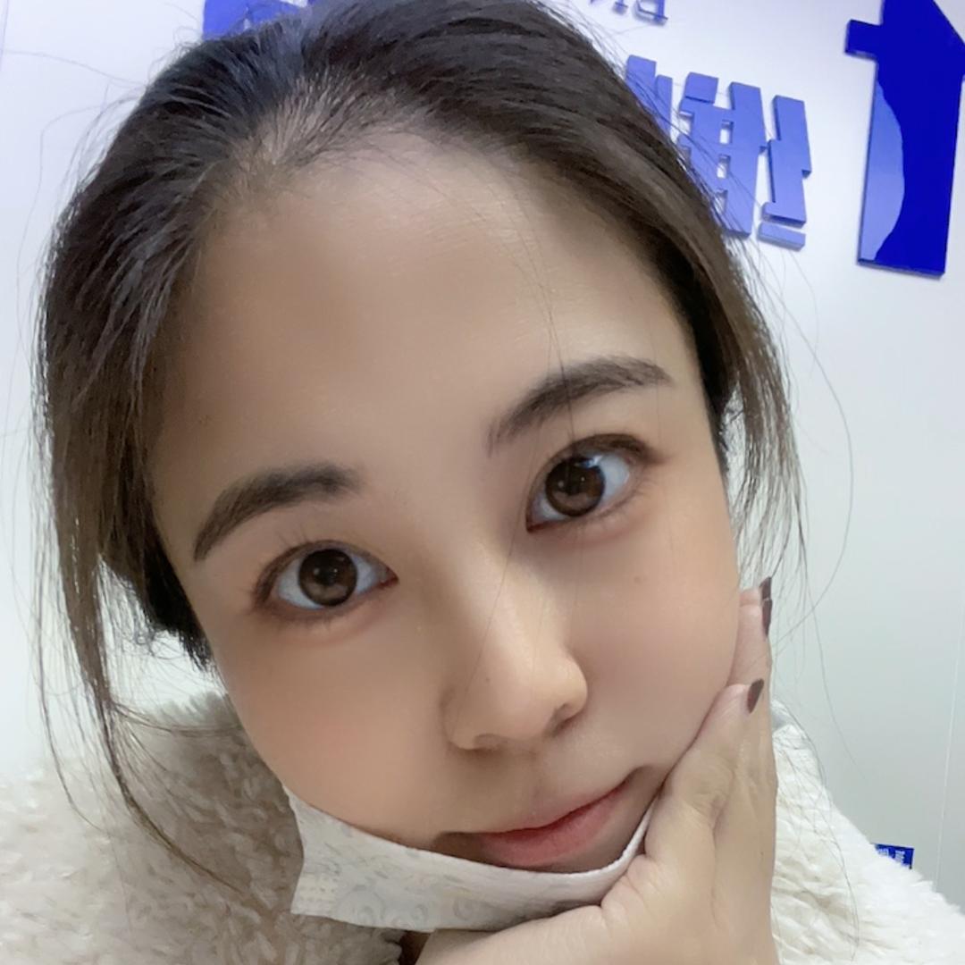 Annie琴