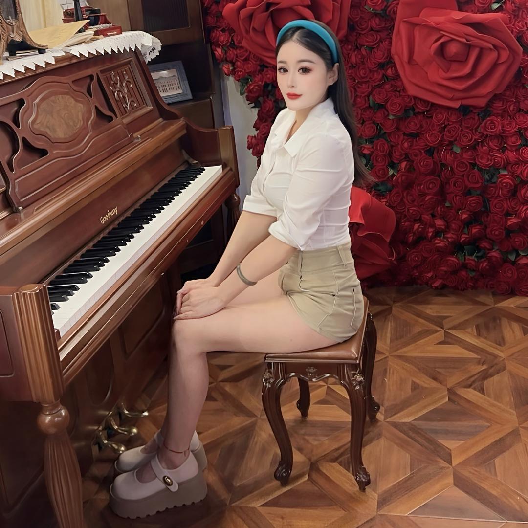 百乐门酒吧-小布丁