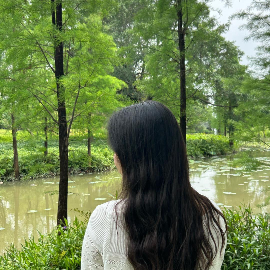 露露来咯