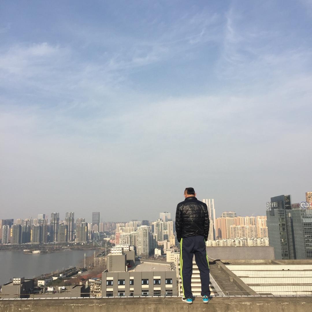 嘌嘌嘌嘌呤高头像
