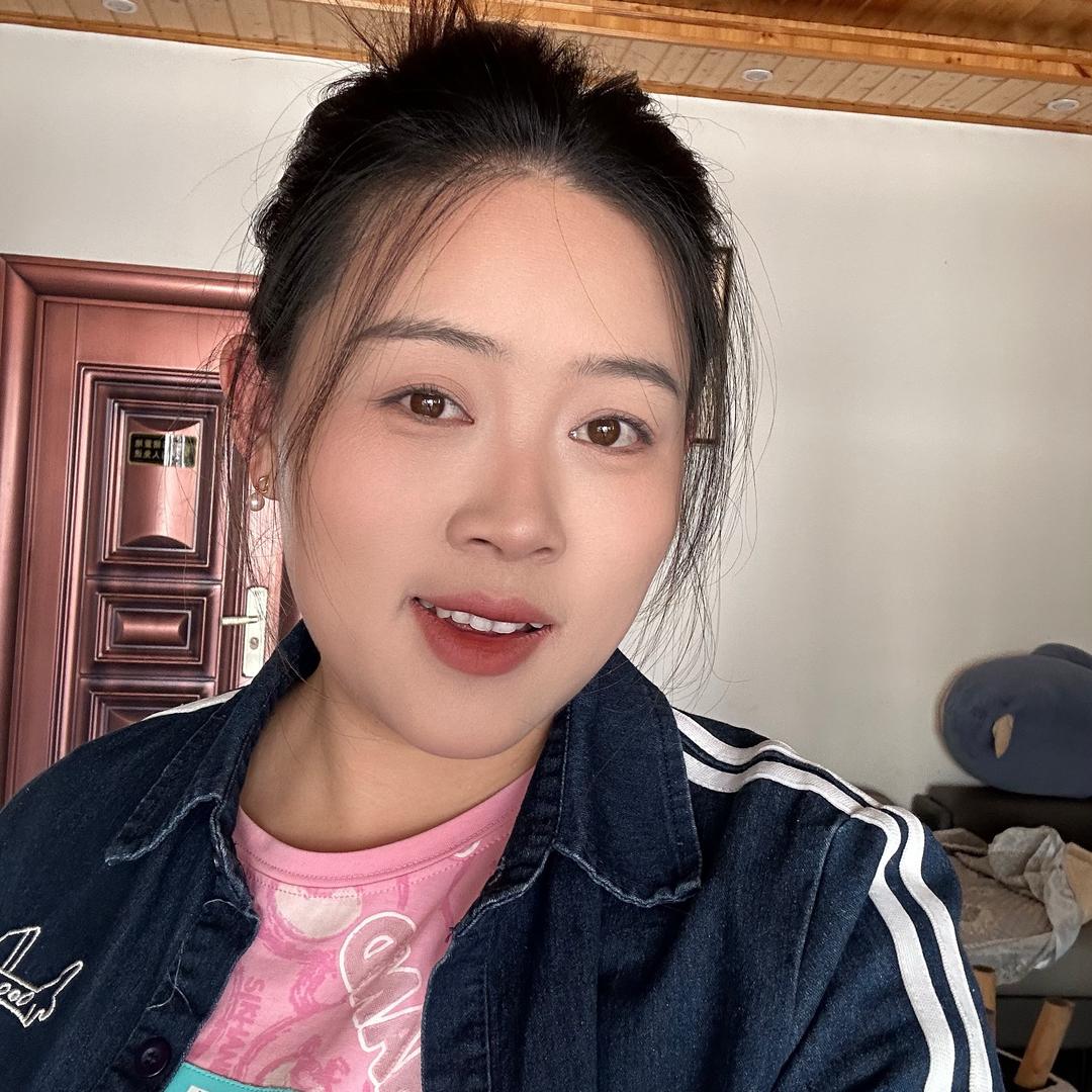 李纸婷