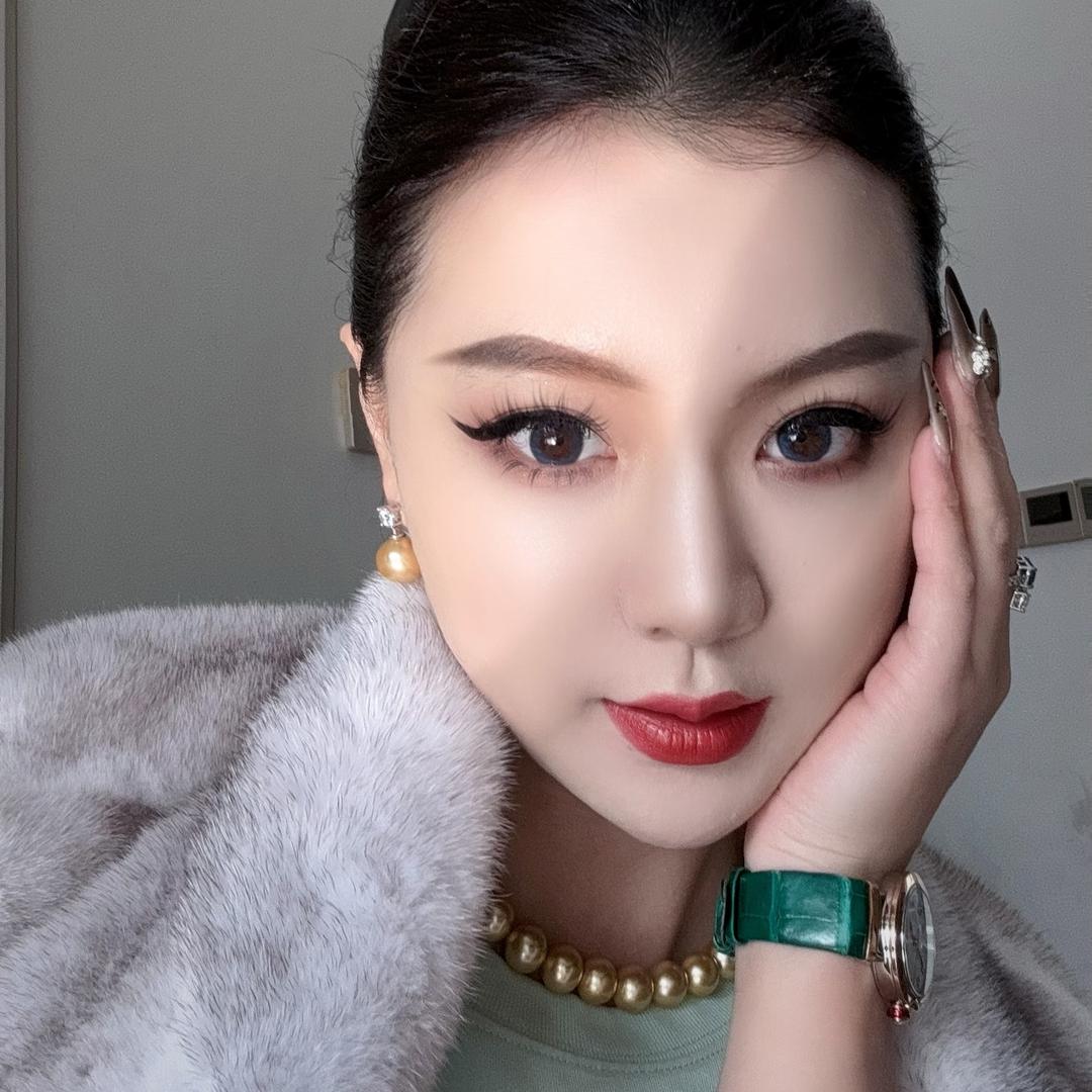 人间尤物