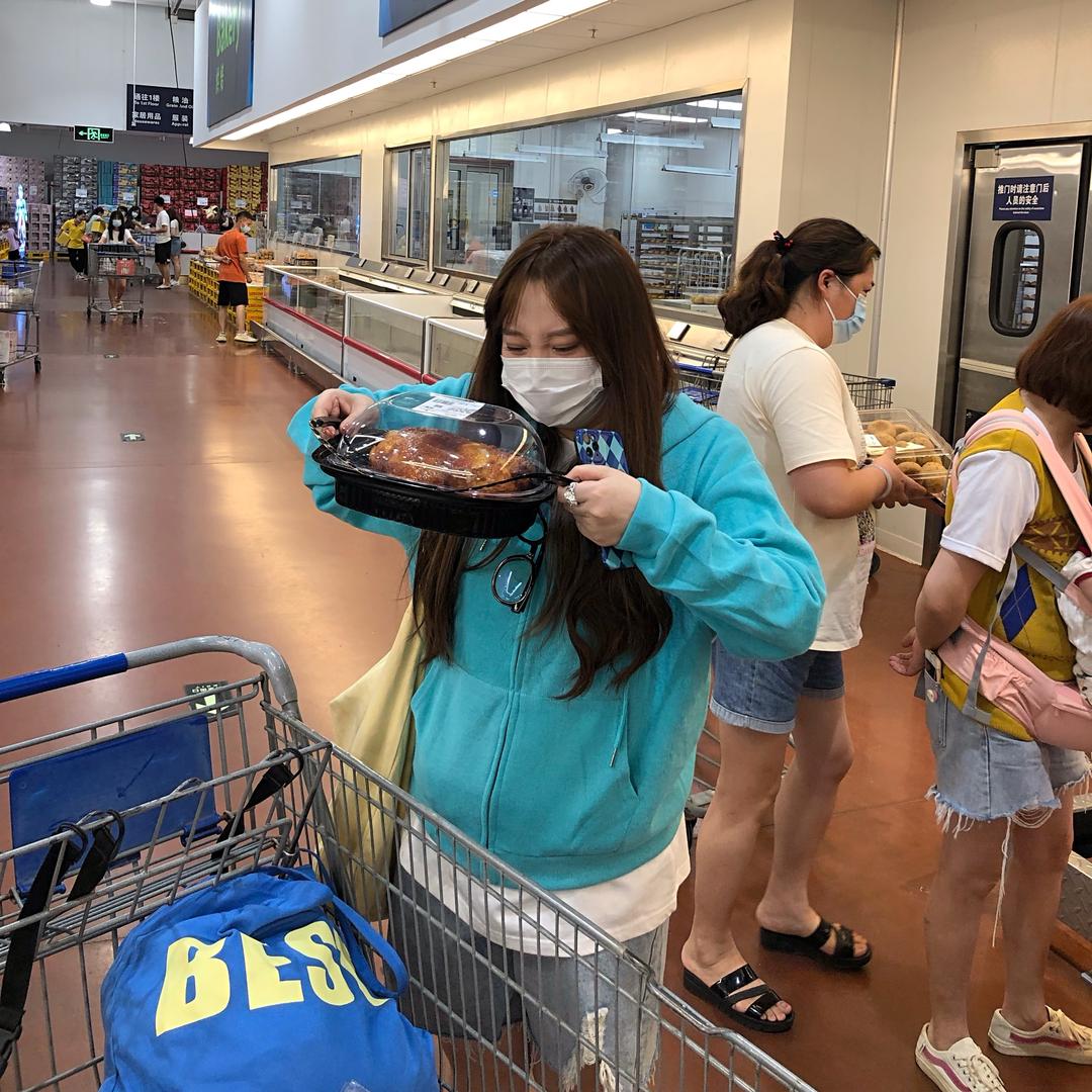 方亿米eeee（秋季穿搭版）